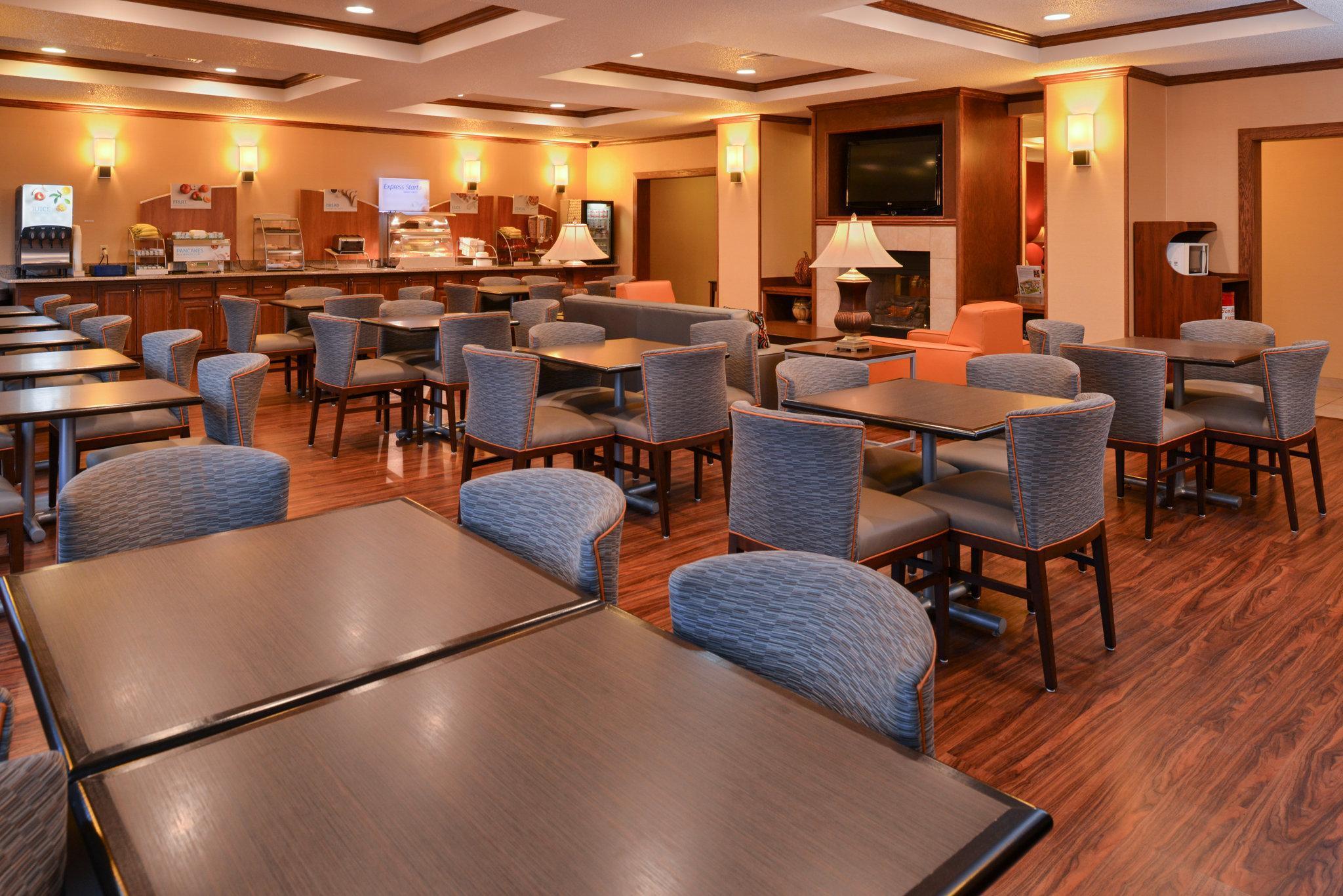 Express & Lancaster-lititz By Ihg 2* Lititz