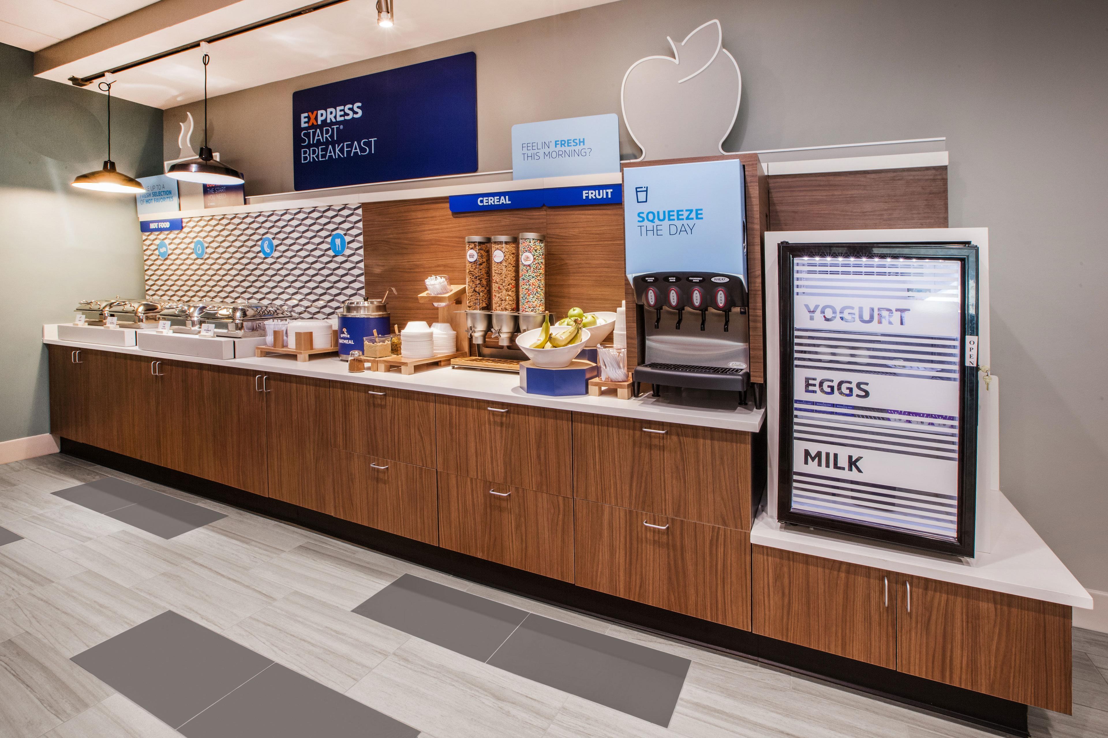 Express & Lancaster-lititz By Ihg Hotel